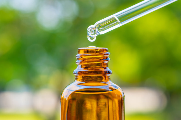 Vitamin E oil for skin in dropper